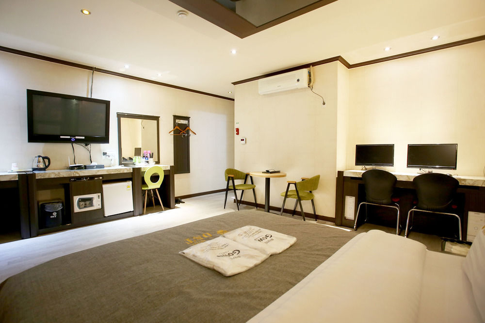 Ost Hotel Čchunčchon Exteriér fotografie