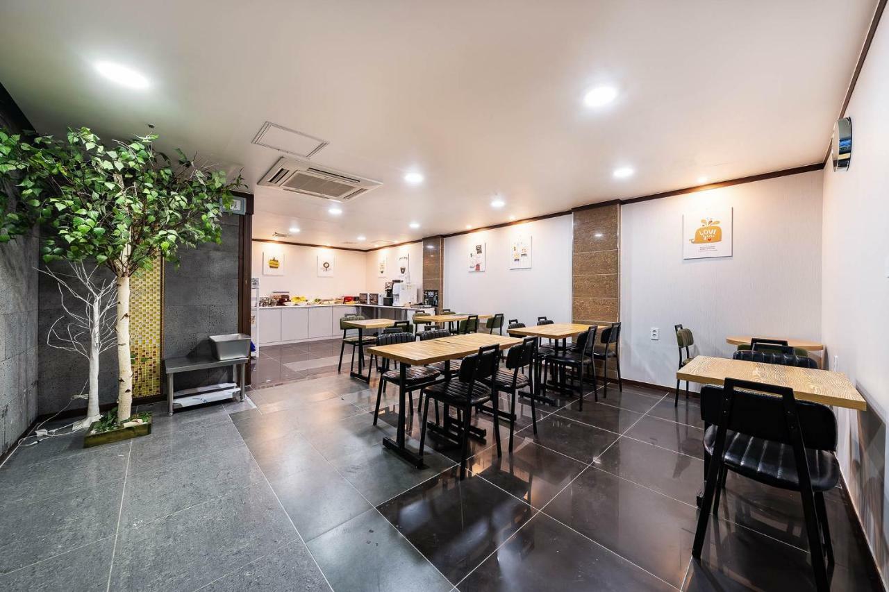 Ost Hotel Čchunčchon Exteriér fotografie