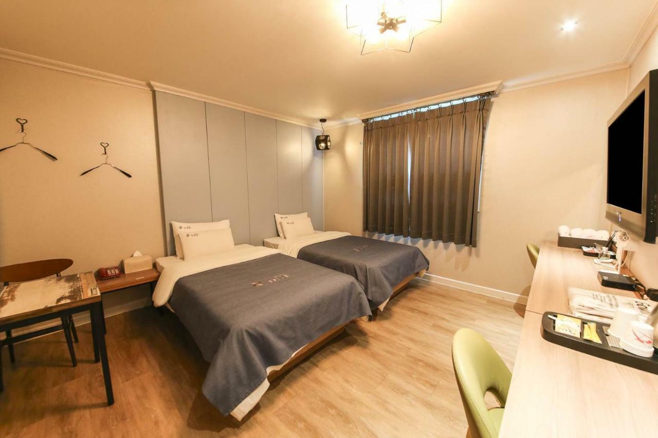Ost Hotel Čchunčchon Exteriér fotografie